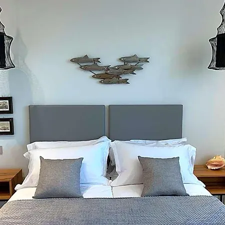 Dimora Vistamare Bed & Breakfast