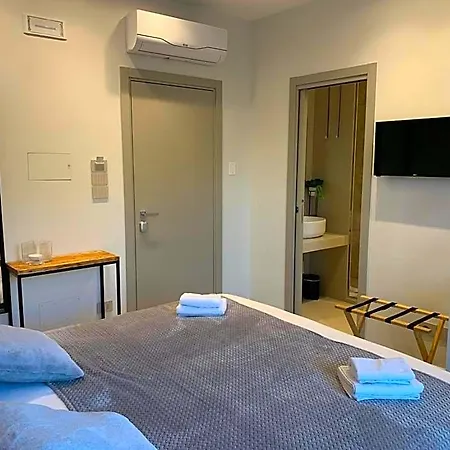 Dimora Vistamare Bed & Breakfast 4*